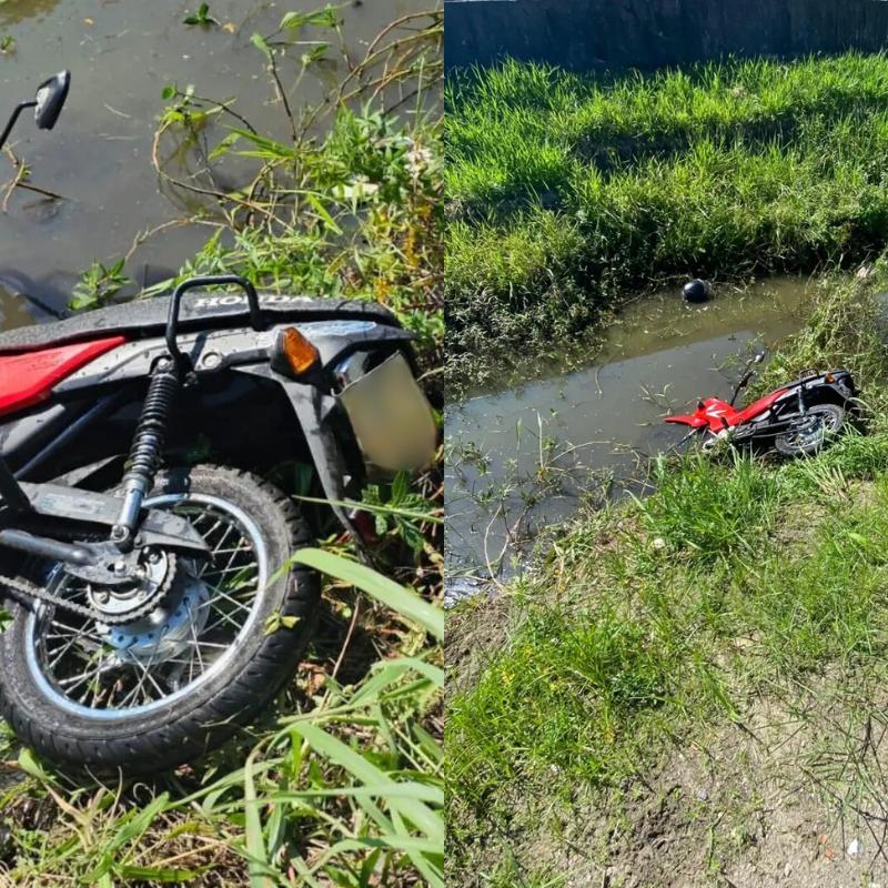 Moto caiu e foi abandonada dentro do canal