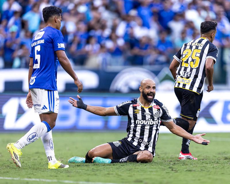 O Santos, de Thaciano, volta a campo no dia 2 de abril, na Vila Belmiro, contra o Remo