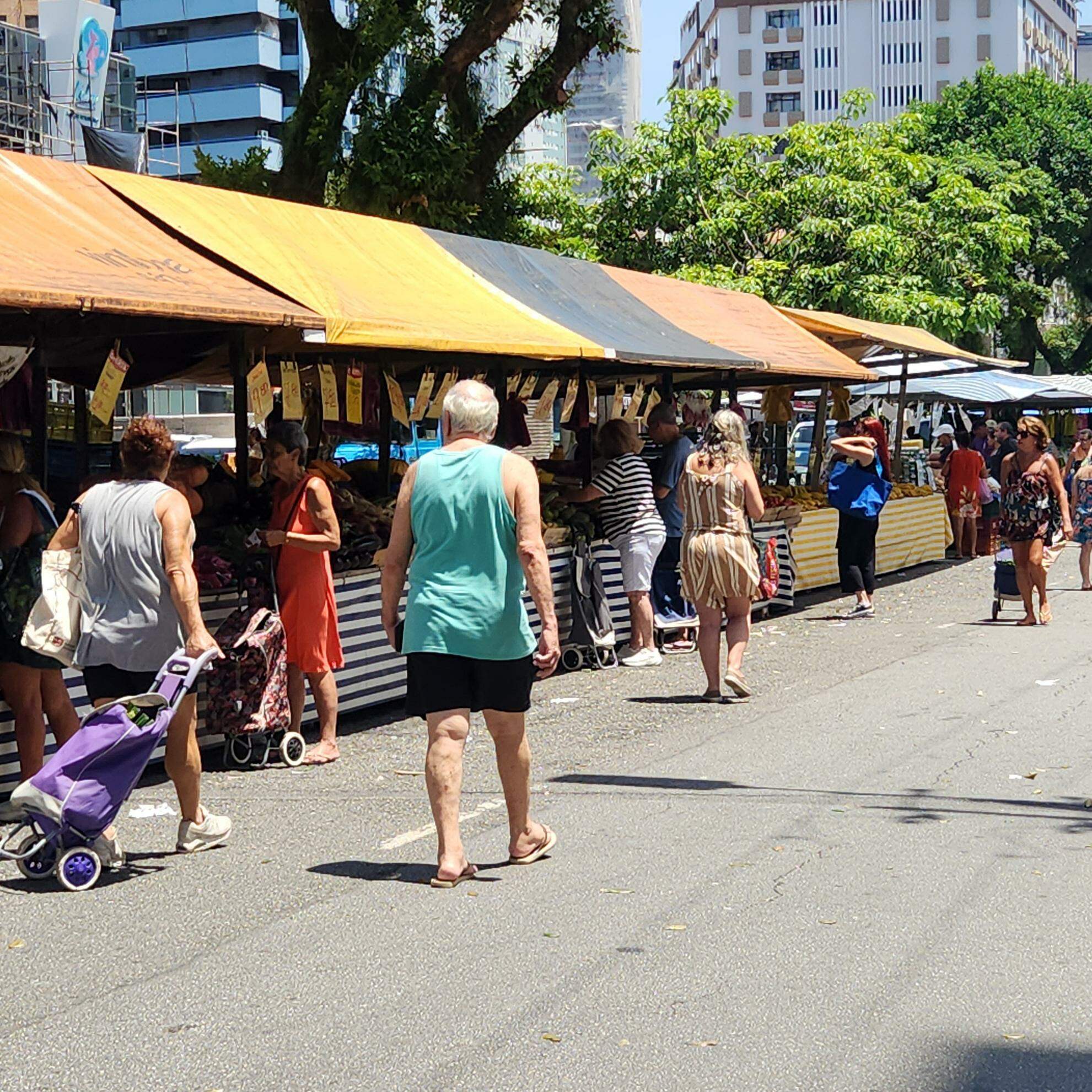 Tradicional ponto de encontro, feiras devem ter padronização de barracas e diversificação de produtos à venda