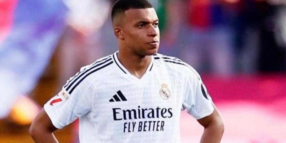 Real Madrid realiza exame no joelho errado de Mbappé e atrasa tratamento de lesão, diz jornal