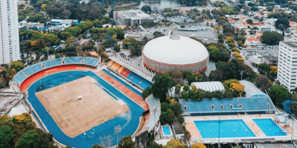 O Complexo do Ibirapuera conta, dentro de sua estrutura, com o Estádio Olímpico Ícaro do Castro Melo
