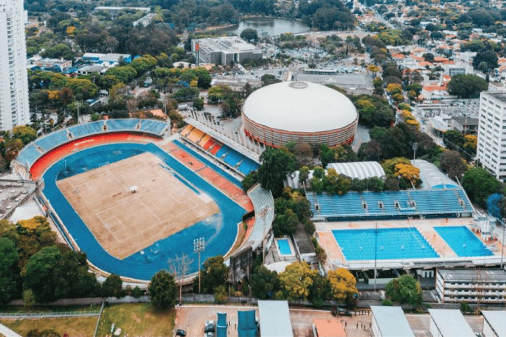 O Complexo do Ibirapuera conta, dentro de sua estrutura, com o Estádio Olímpico Ícaro do Castro Melo