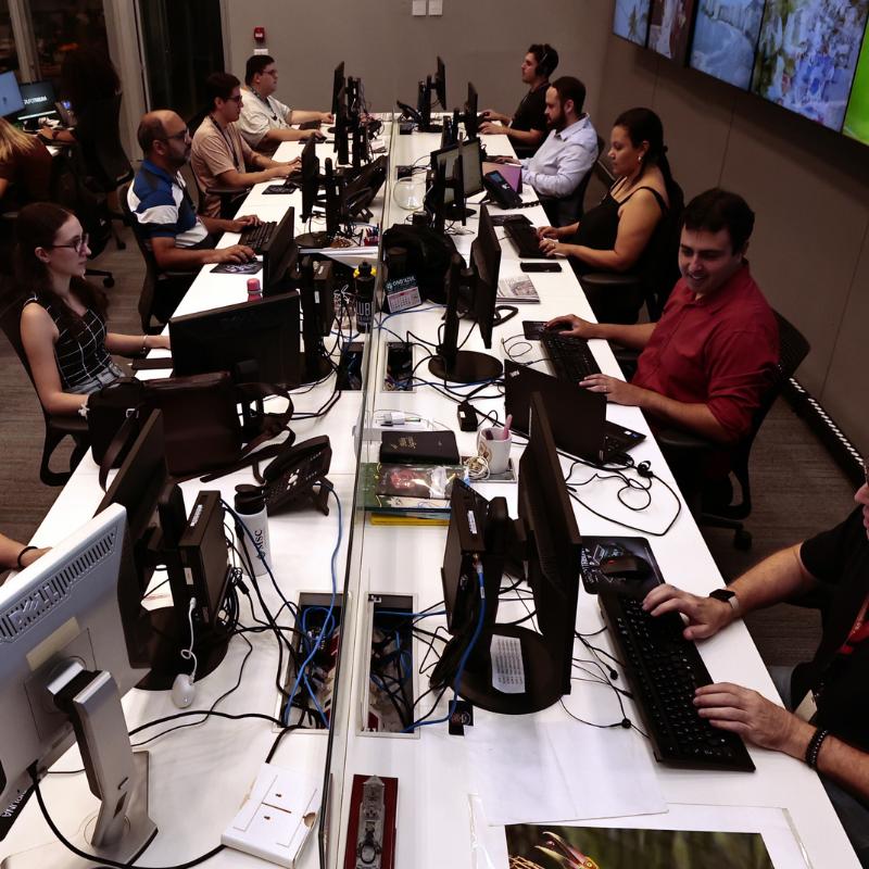 Redação do site, existente desde uma época em que poucos dispunham de internet: relevância é nacional