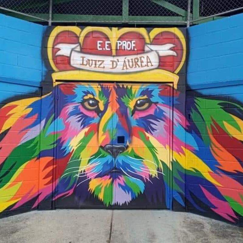 A adolescente acabou sendo agredida dentro da sala de aula