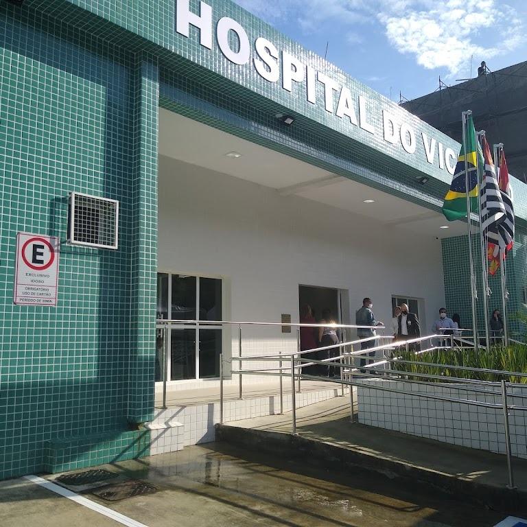 Vítima foi levada para o Hospital do Vicentino, onde passaria por cirurgia