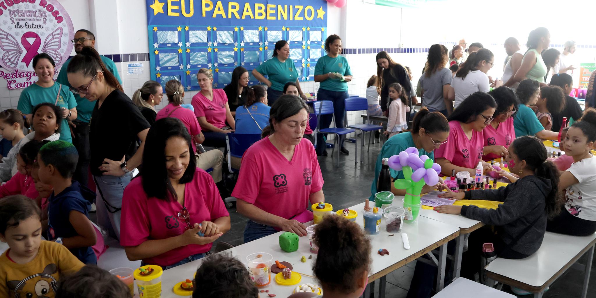 Objetivo da iniciativa é oferecer serviços gratuitos de secretarias municipais, instituições e entidades civis