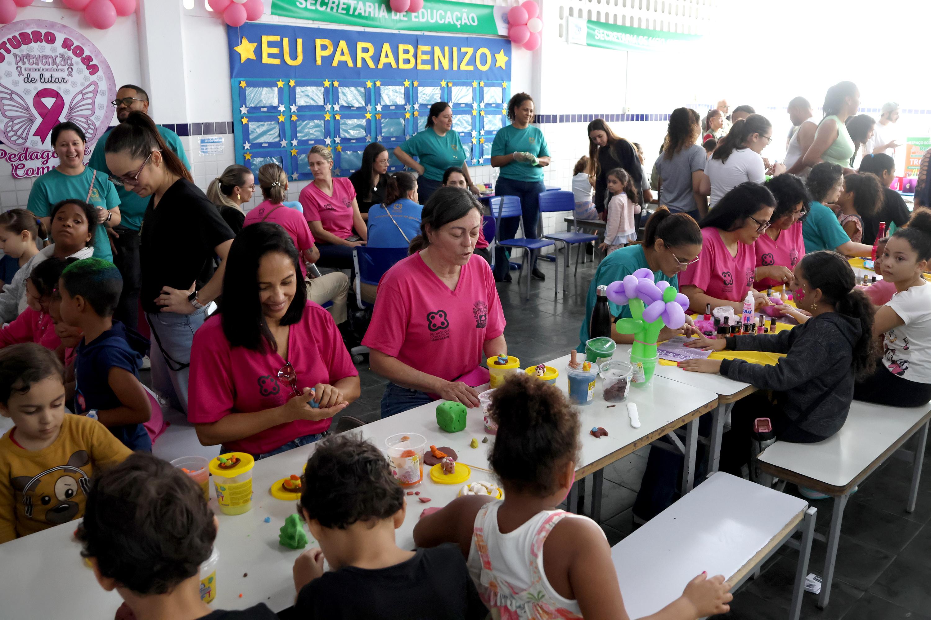 Objetivo da iniciativa é oferecer serviços gratuitos de secretarias municipais, instituições e entidades civis