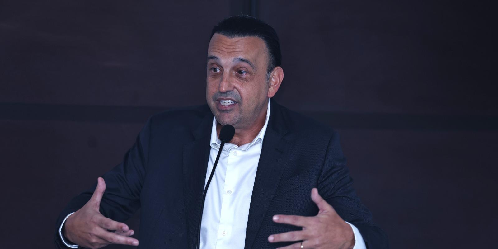 Ramuth divulgou um vídeo nas redes sociais falando sobre a saída do PSD e declarando “respeito” às lideranças do partido, sem citar Kassab