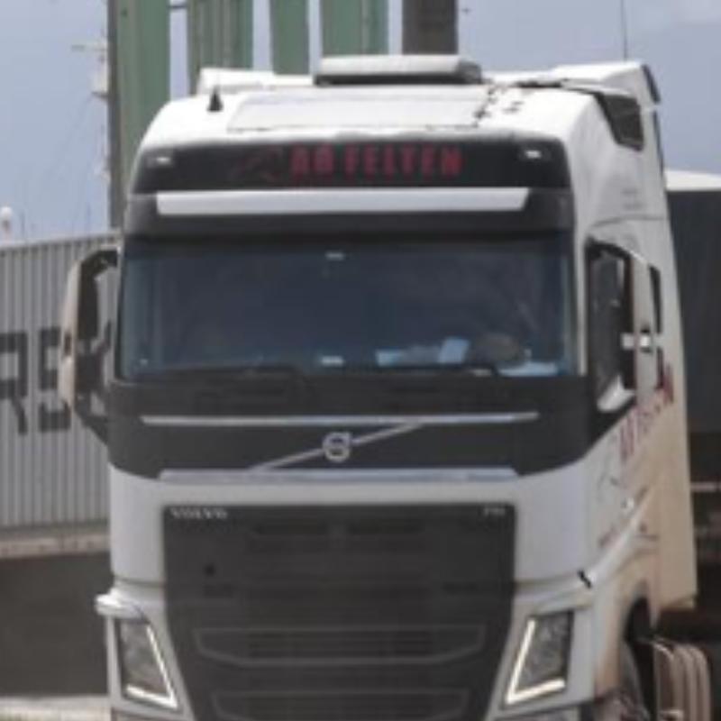 Oferecer treinamentos aos motoristas atrelados a benefícios, como prioridade em triagens, seria incentivo para que eles buscassem a capacitação profissional, dizem consultores da área