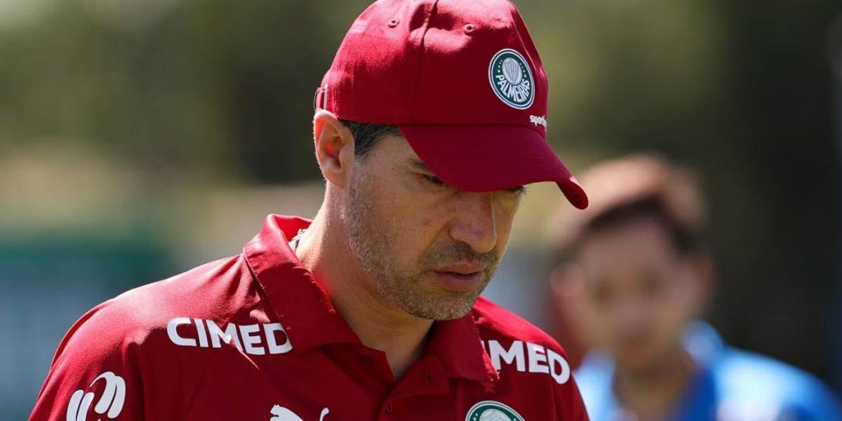 No retorno de Abel, Piquerez inicia tratamento e passará por exames no Palmeiras