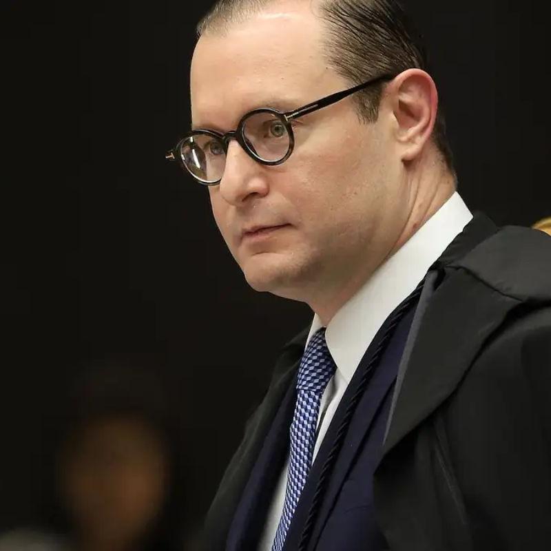 Zanin condena acusado de participar de trote misógino contra alunas