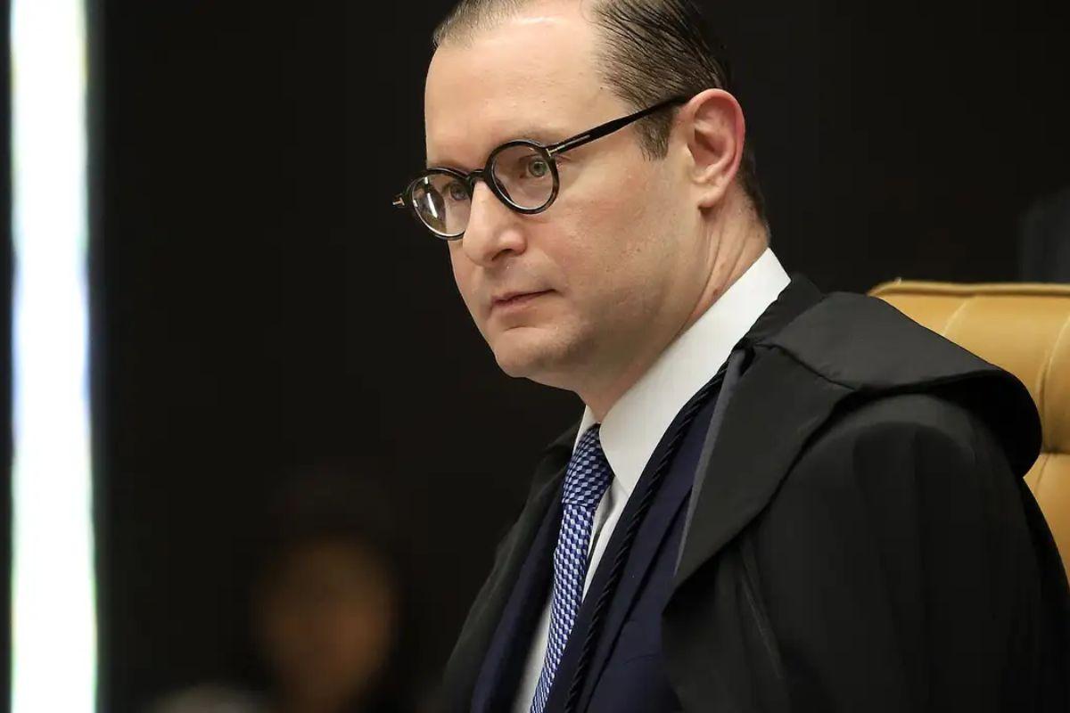 Zanin condena acusado de participar de trote misógino contra alunas