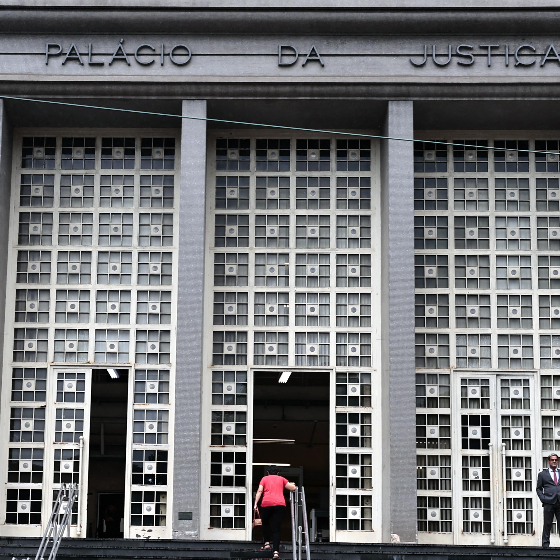 OAB apelou ao Ministério Público, e associações foram ao Ministério do Trabalho; tribunal abrirá licitação