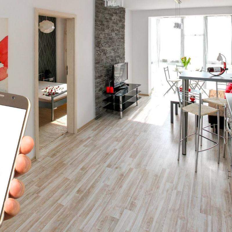 Airbnb eleva projeção anual com demanda forte e avanços com IA na plataforma