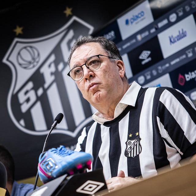 Marcelo Teixeira renegociou a dívida dos direitos de imagem de Neymar até o final da próxima gestão, em 2029