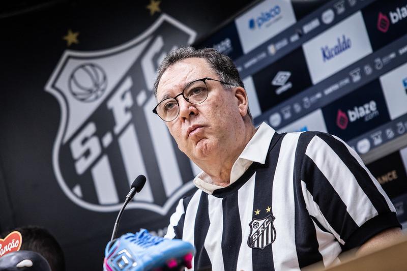 Marcelo Teixeira renegociou a dívida dos direitos de imagem de Neymar até o final da próxima gestão, em 2029