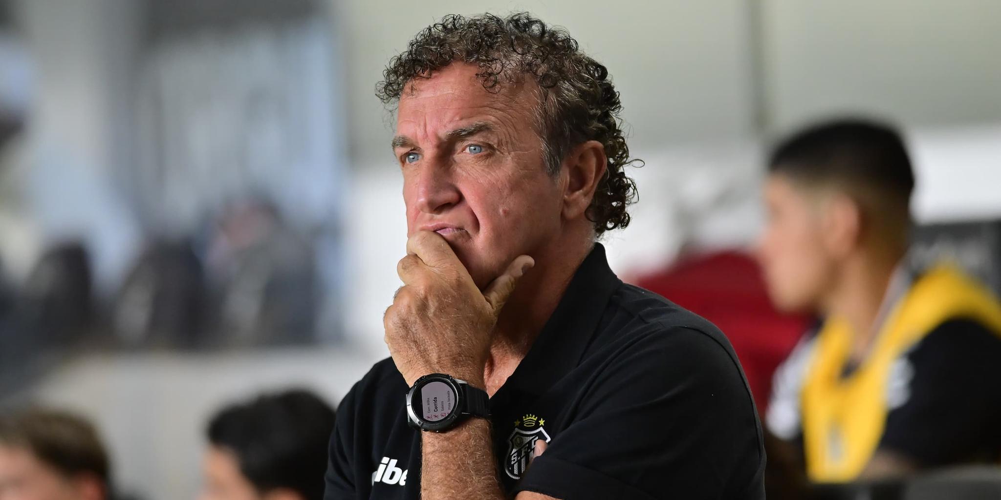 Cuca elogiou o poder de decisão de Neymar: "Dois lampejos deixou dois companheiros na cara do gol"