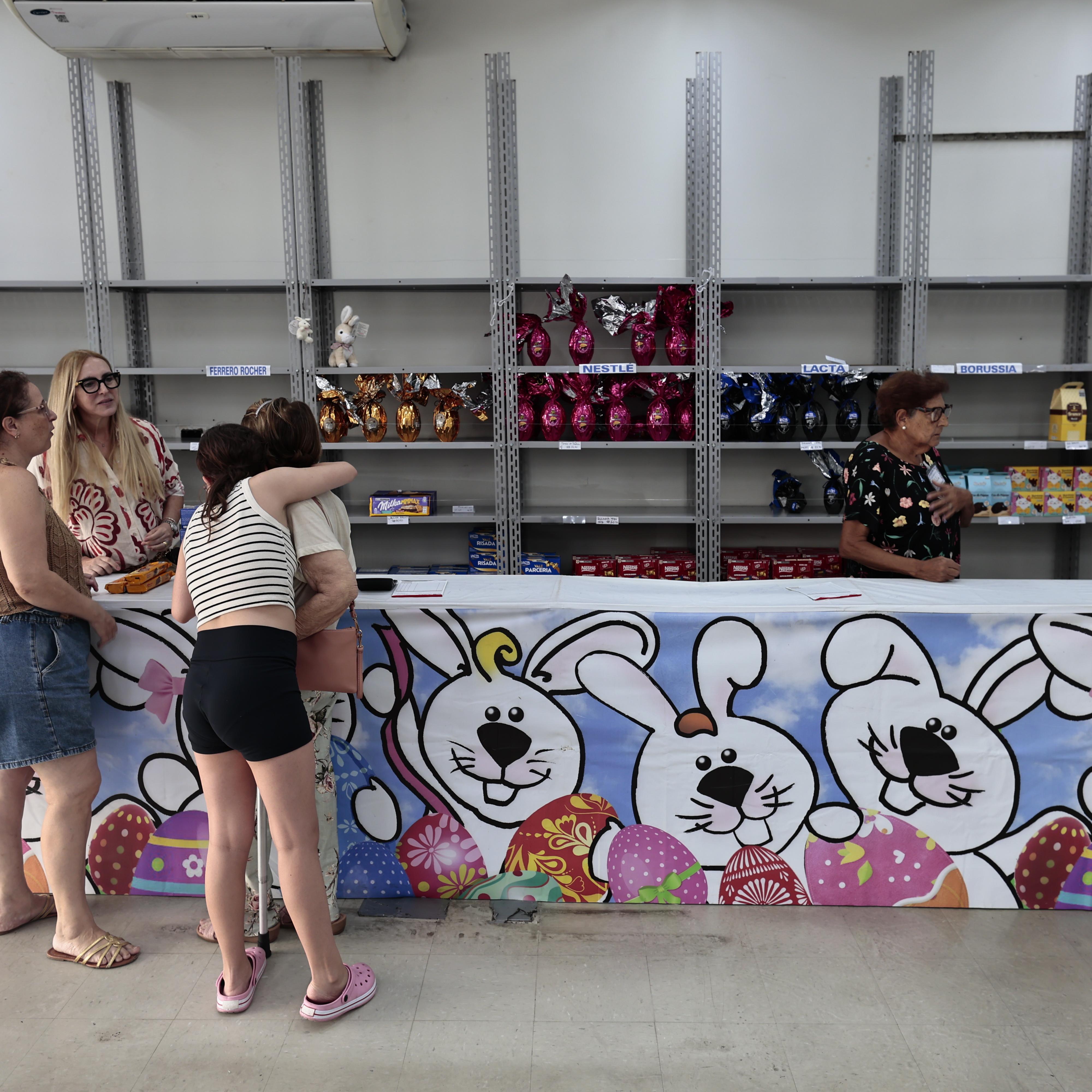 Há estabelecimentos onde estoque de chocolates está perto do fim