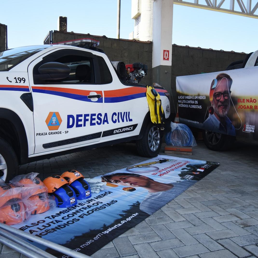 Os equipamentos são para prevenir e combater incêndios florestais e queimadas