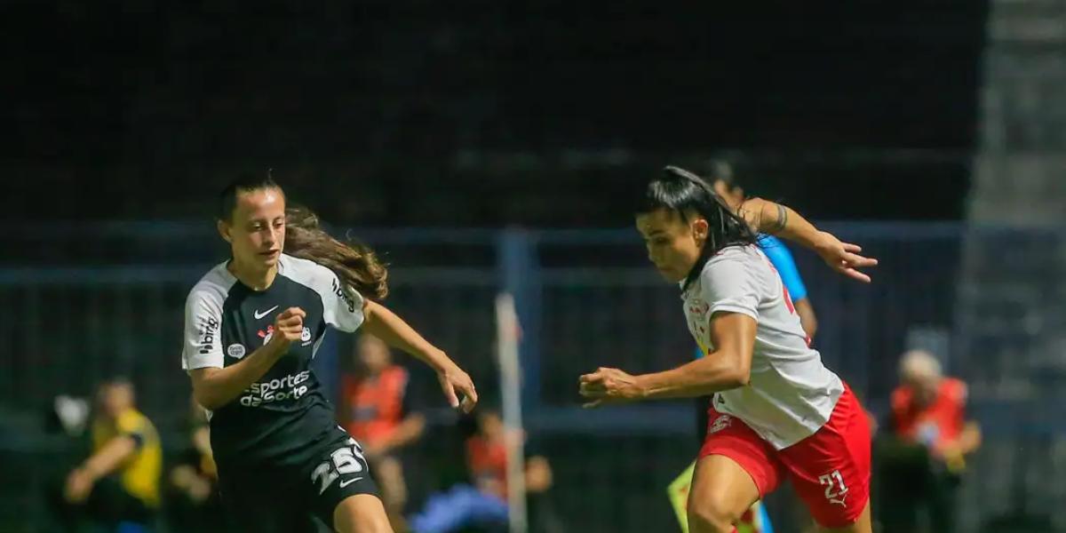 Brabas golearam o Bragantino por 5x1