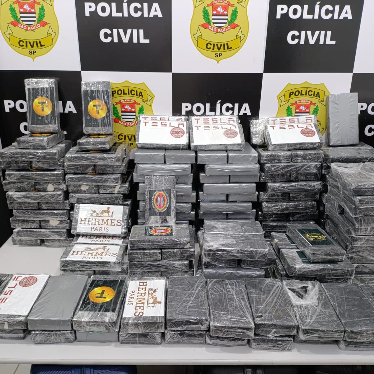 Material foi aprendido em suposta casa de festas