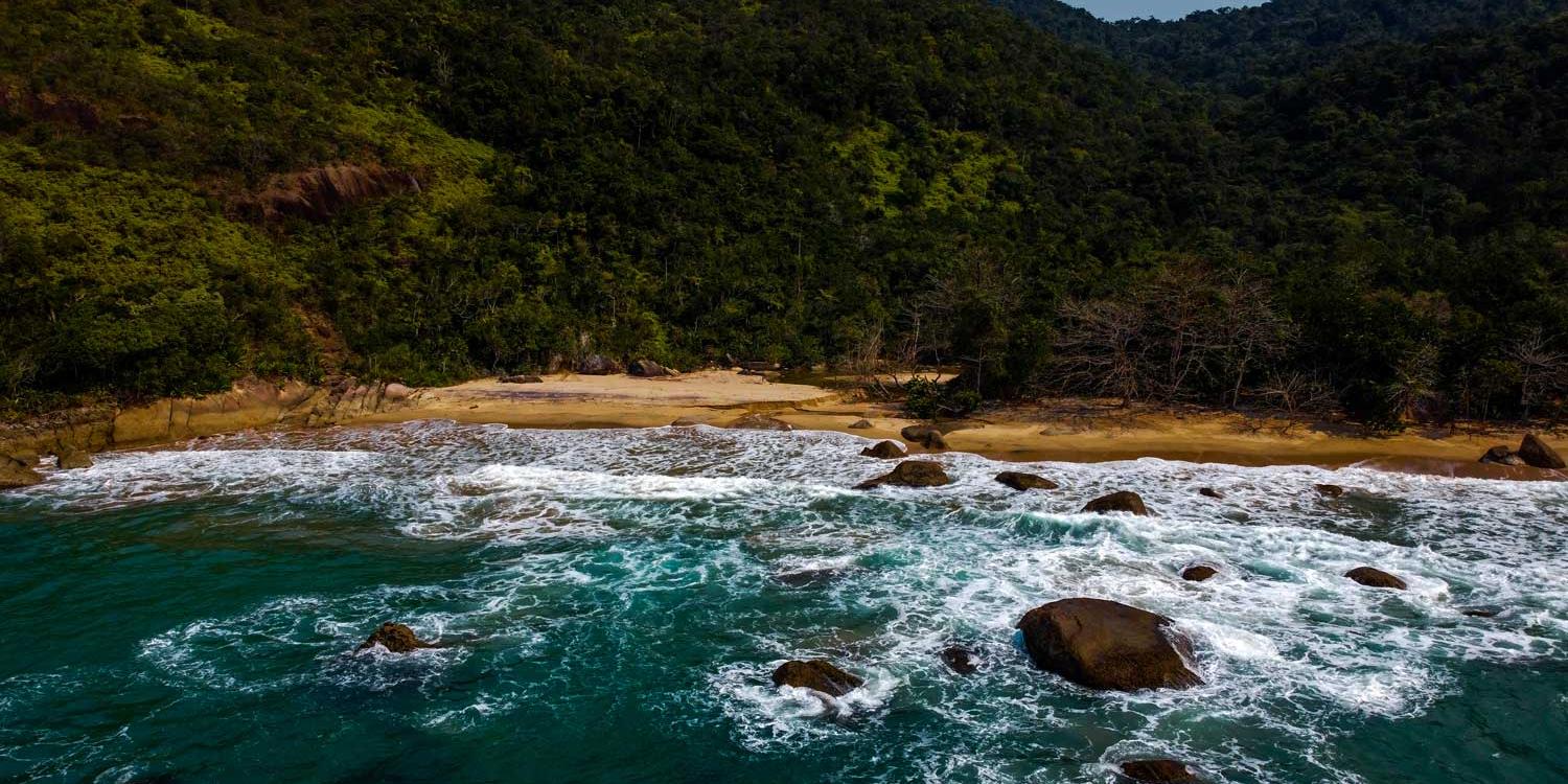 Apesar de "mal-assombrada" carrega uma vasta beleza