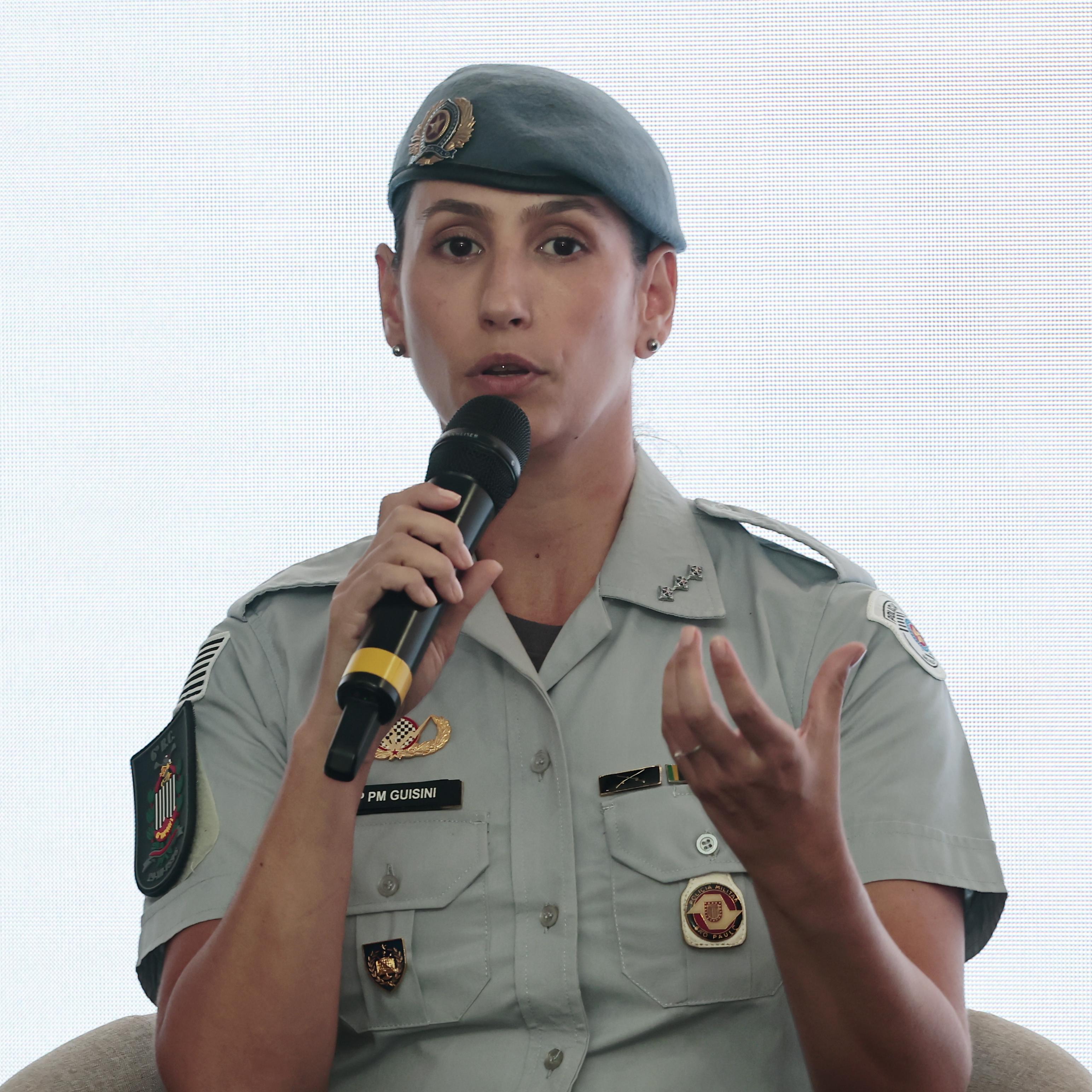 Capitã Fúlvia Guisini citou cinco queixas feitas pelo modo integrado em apenas 48 horas: eficiência