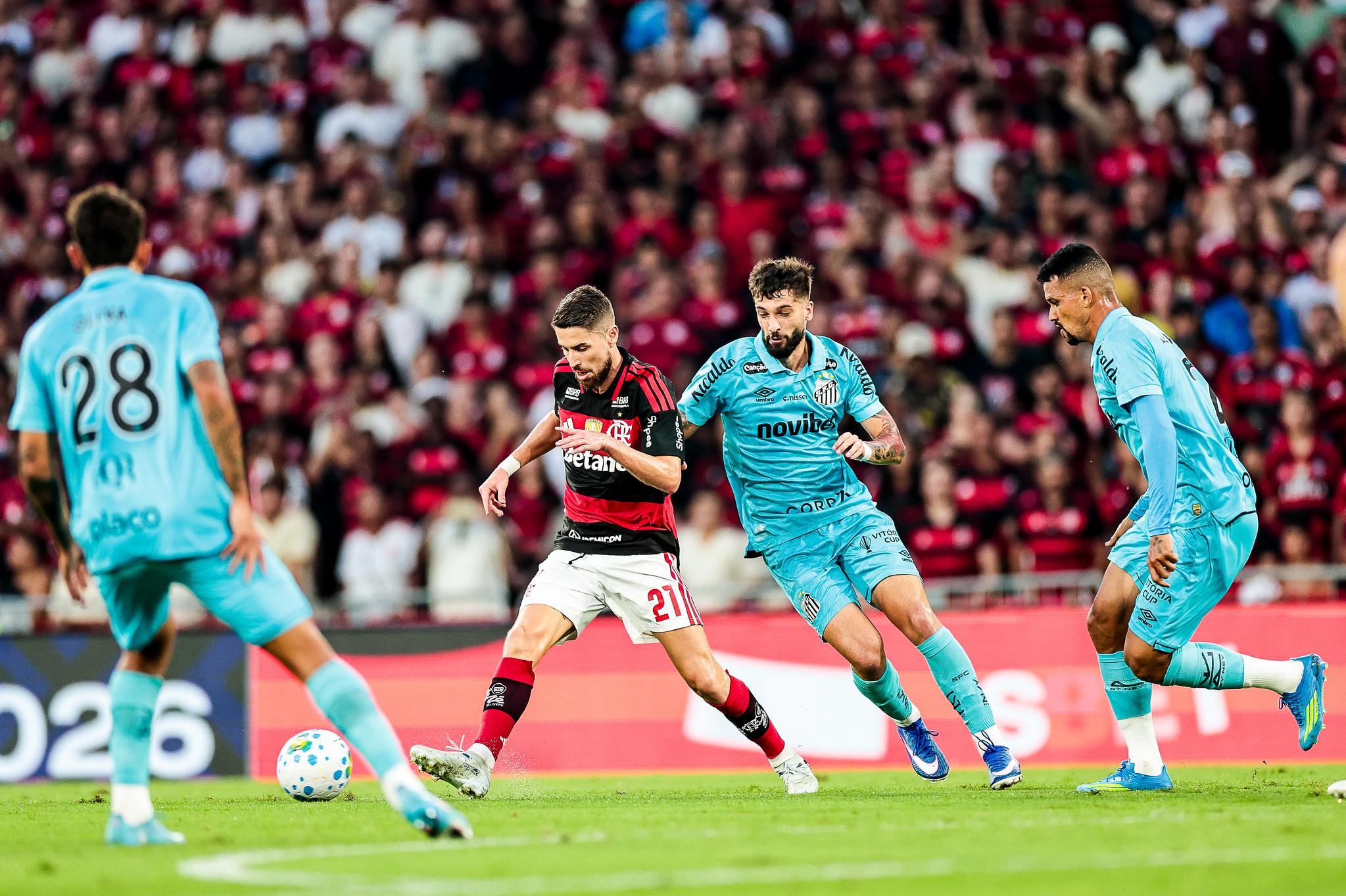 De virada, Flamengo acabou derrotando o Peixe no Maracanã
