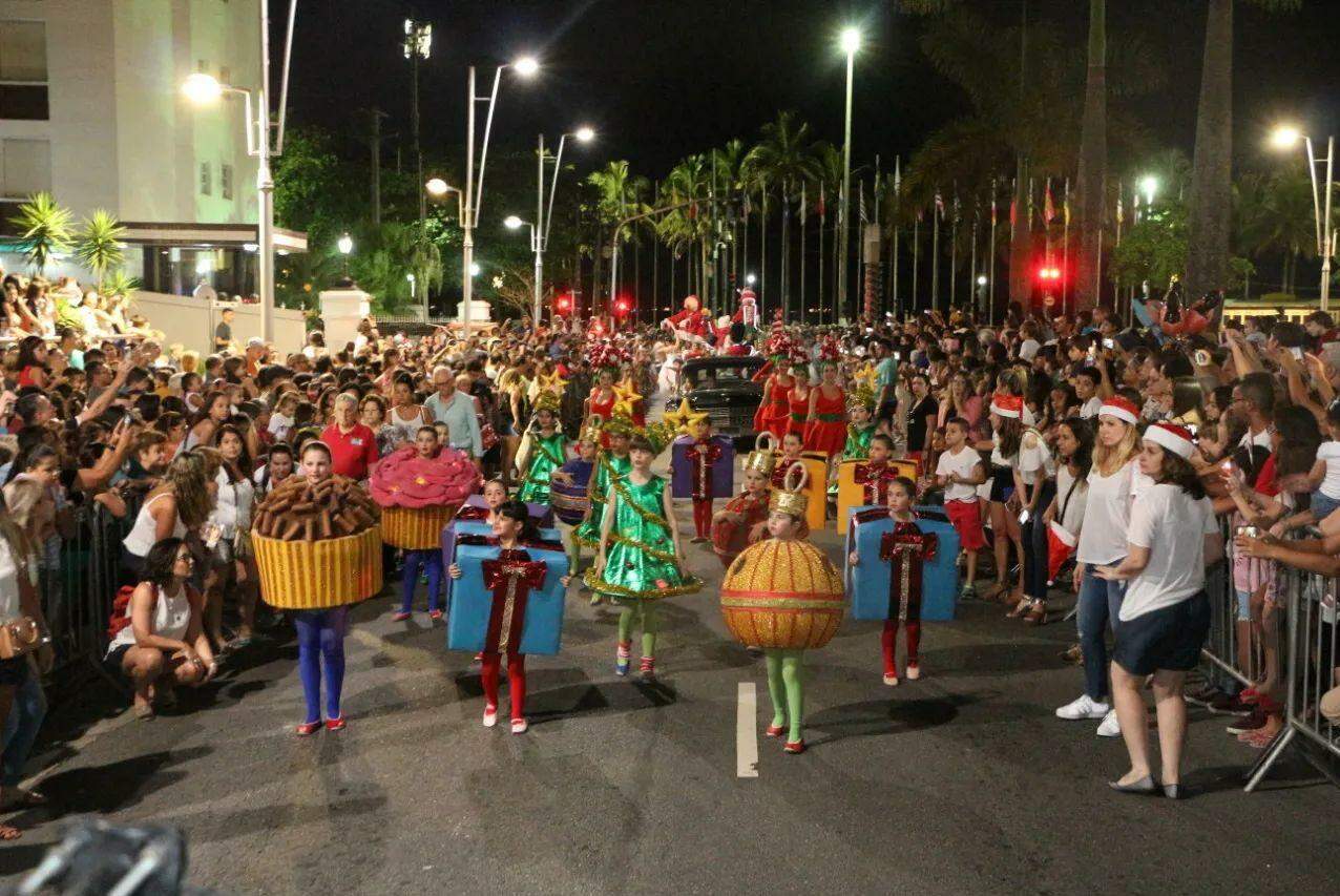 Evento conta com show musical e um desfile a céu aberto-