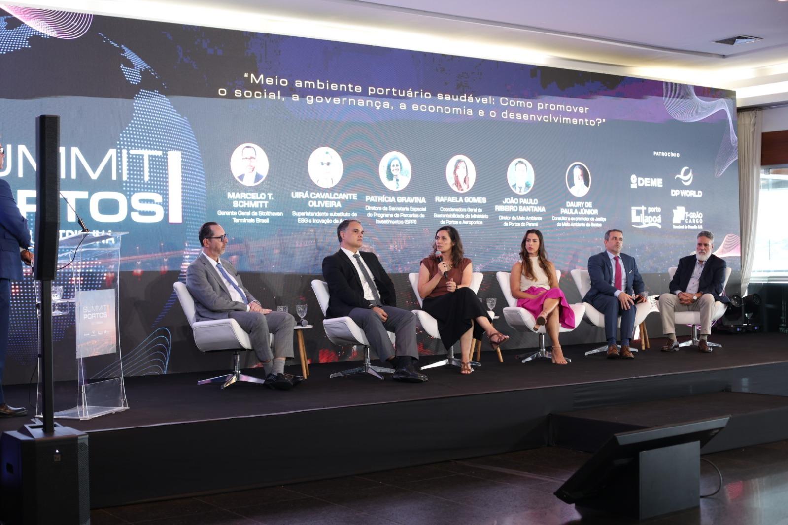 Painel teve como tema: “Meio ambiente portuário saudável: como promover o social, a governança, a economia e o desenvolvimento?”