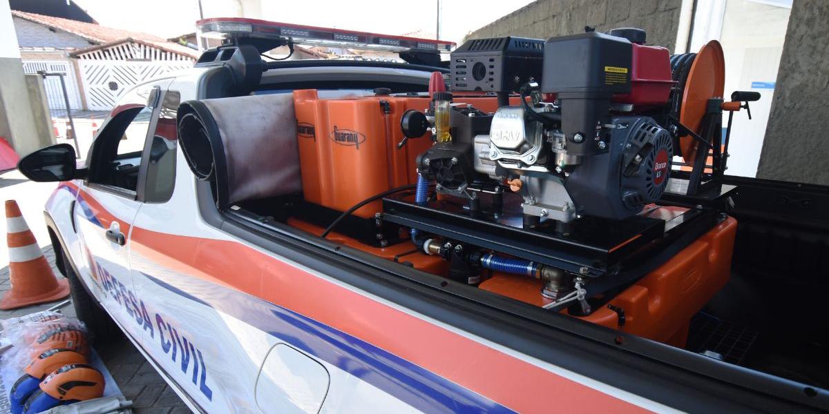 Entre os materiais, tanques de água para instalação em picapes