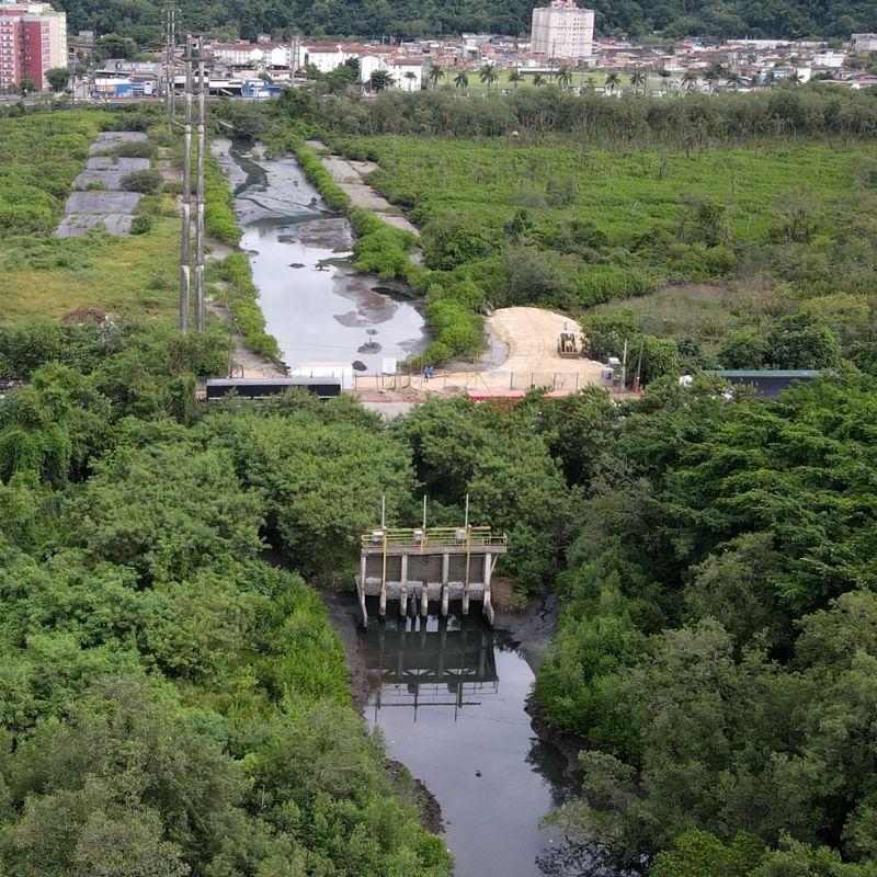 Construção é feita ao lado da Avenida Engenheiro Augusto Barata, com prazo de 42 meses para conclusão