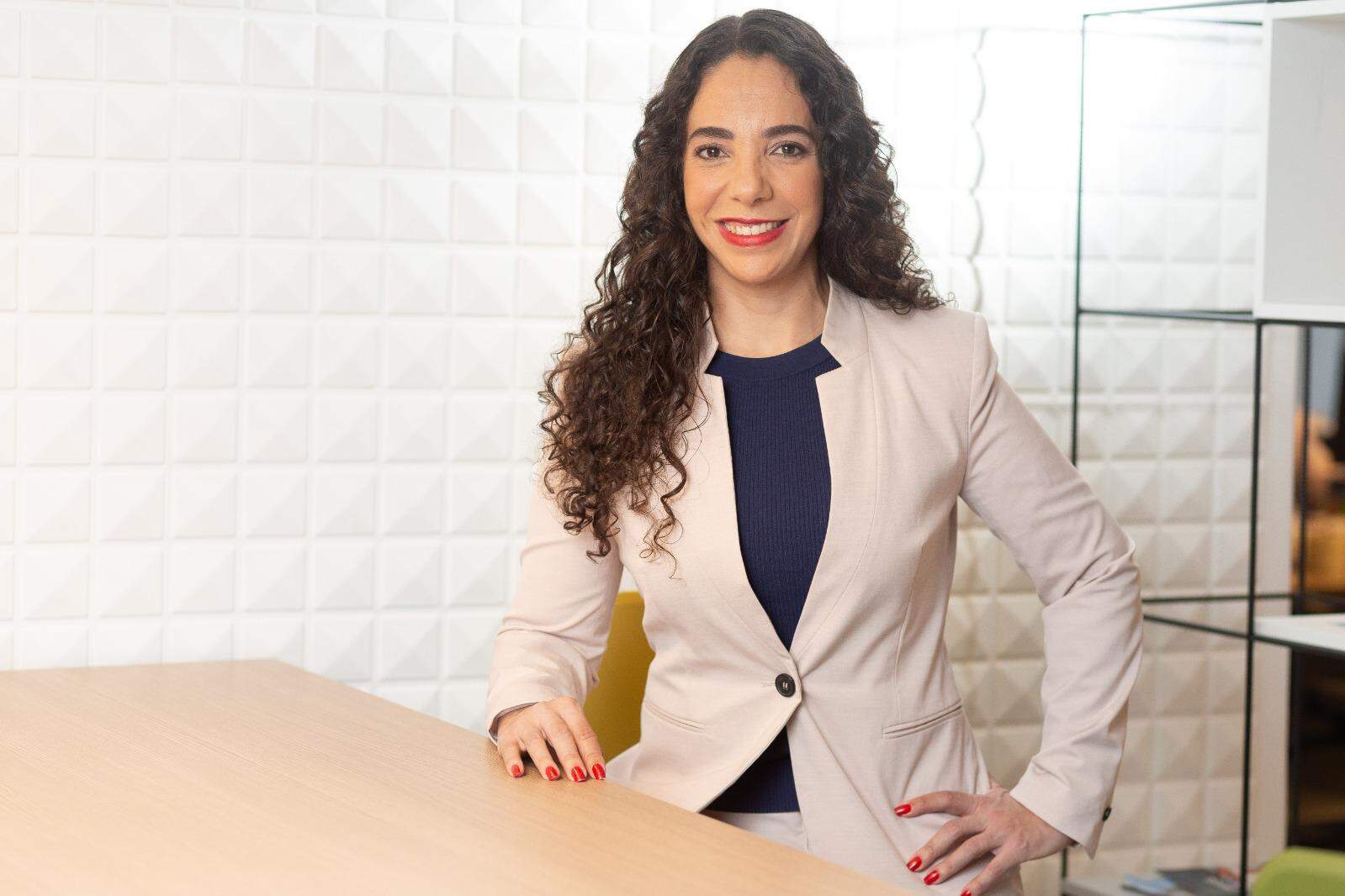 Diretora de Gente, Gestão e Frota da Norsul, Aline é engenheira de produção por formação e tem mais de 20 anos de carreira no setor portuário