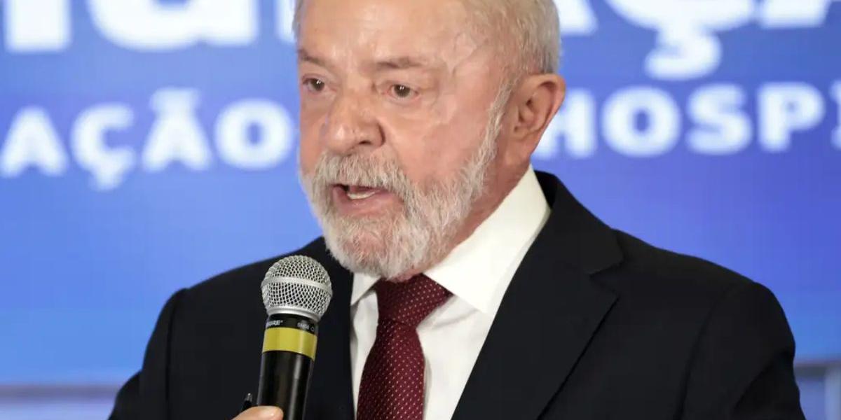 Lula quer incluir inadimplentes do FIES em pacote contra endividamento