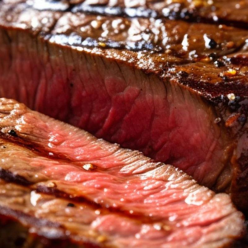 Carnes com gordura entremeada (o chamado “marmoreio”) tendem a ser mais suculenta