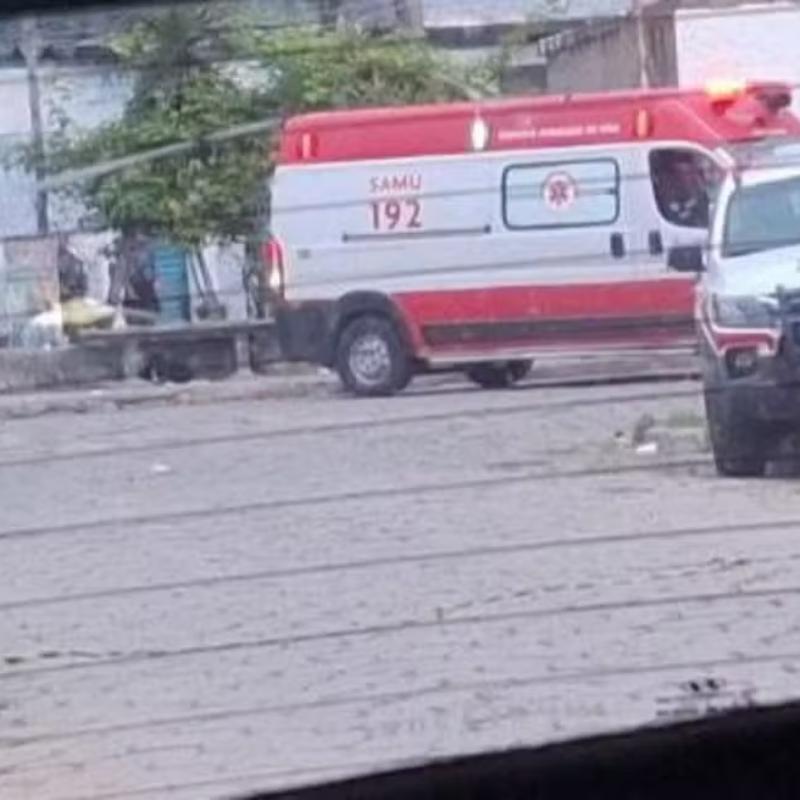 Samu foi acionado para atender a dupla baleada