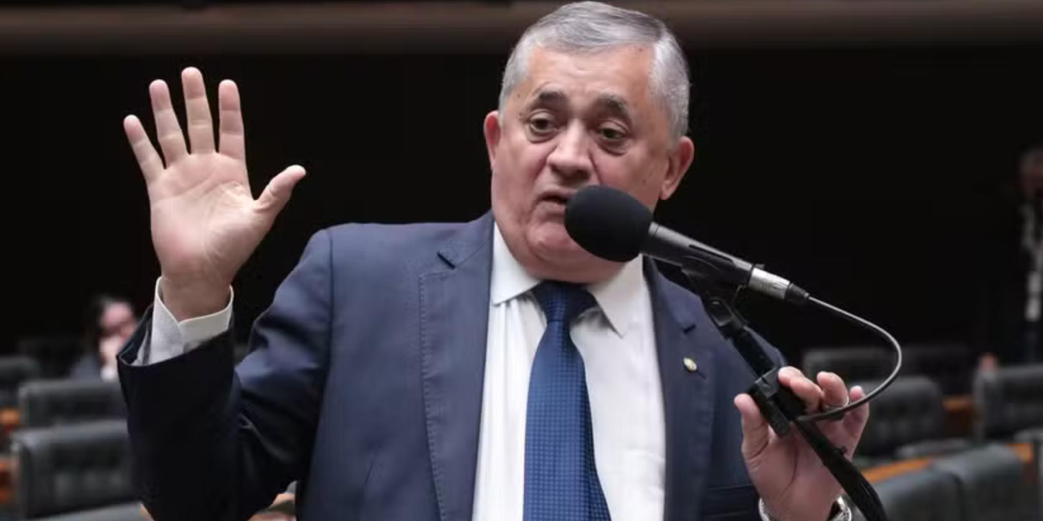 Deputado José Guimarães assumirá Secretaria de Relações Institucionais