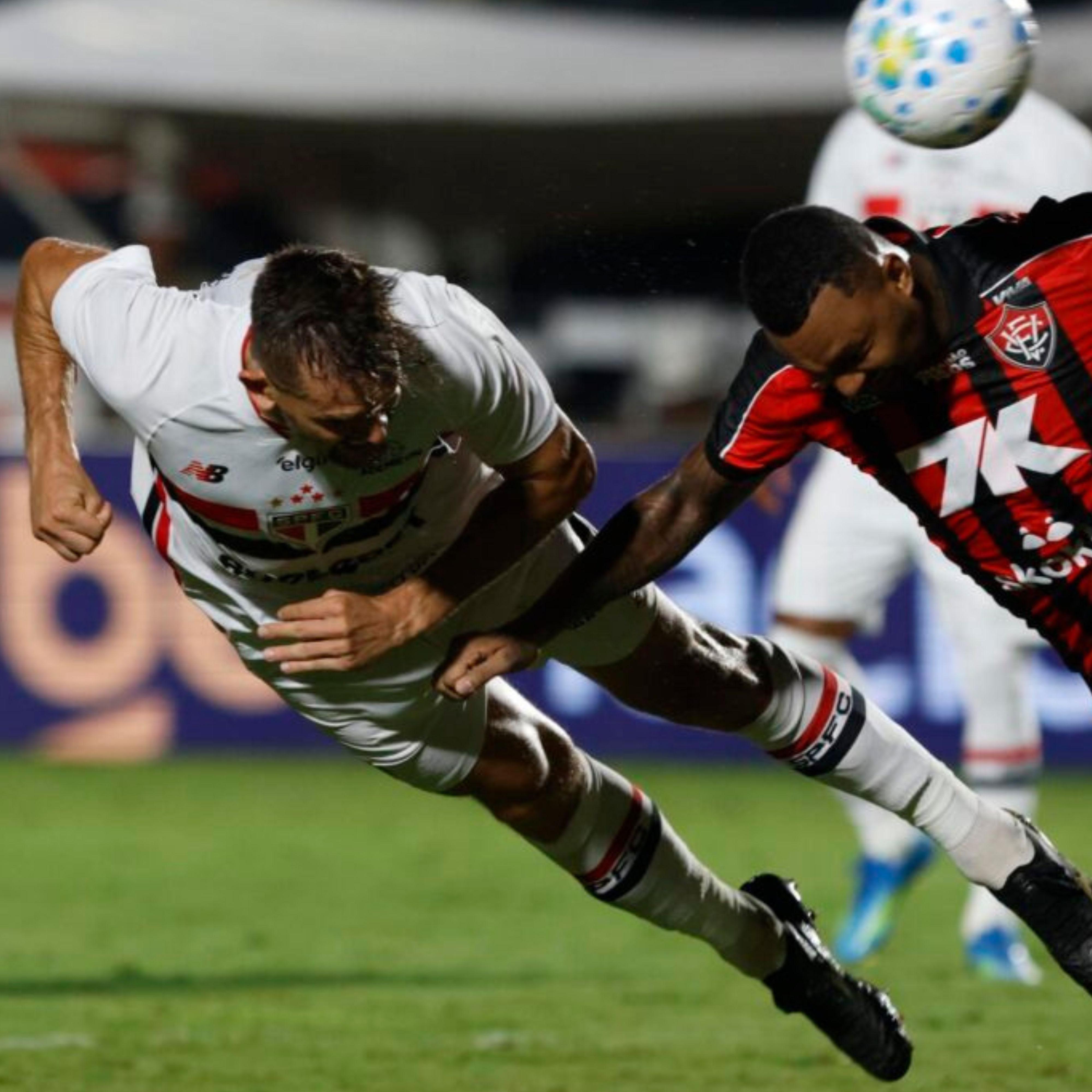 São Paulo sente desfalques, produz pouco e perde para o Vitória fora de casa pelo Brasileirão