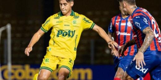 Súmula do árbitro Paulo César Zanovelli trouxe novos detalhes sobre o clima tenso após duelo