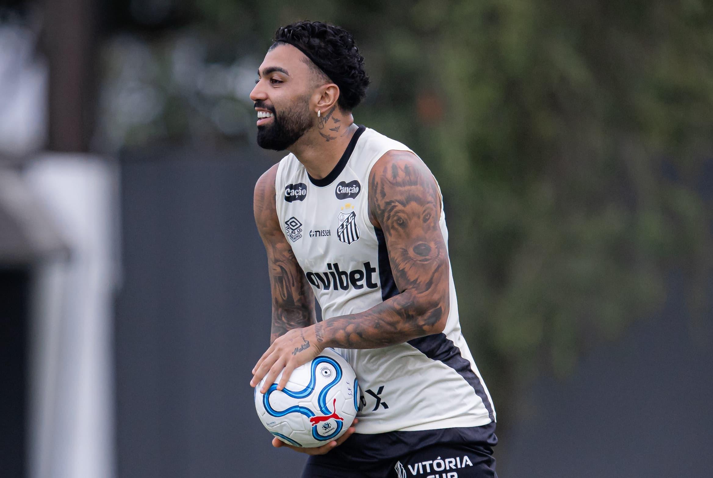 Artilheiro do Peixe na temporada, com sete gols, Gabigol está confirmado contra o Deportivo Recoleta