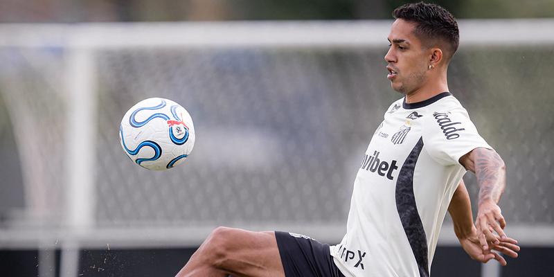 Igor Vinícius, que teve boa atuação contra o Galo, vai enfrentar o Deportivo Recoleta na Vila