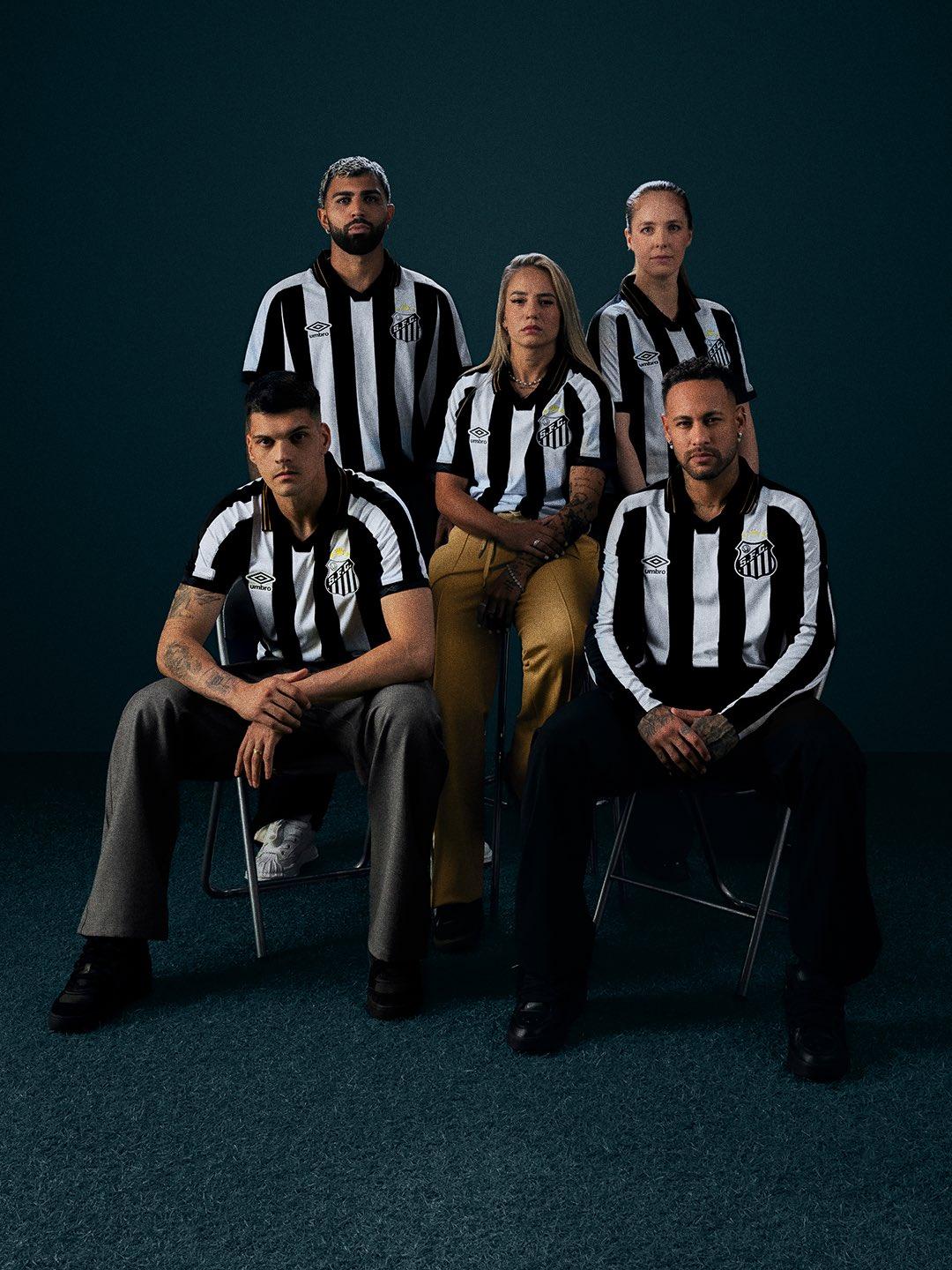 "As listras são um símbolo da história de quem nunca deixou de acreditar", postou o Santos no X