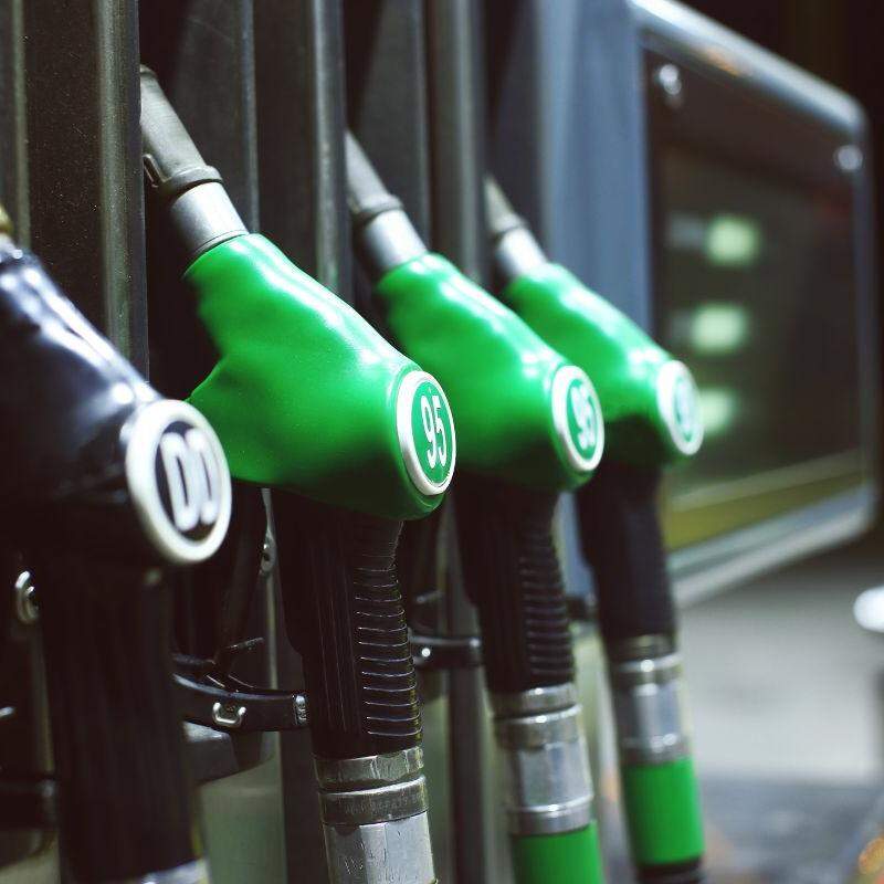 O preço mínimo registrado na semana para o etanol em um posto foi de R$ 2,77 o litro, em São Paulo