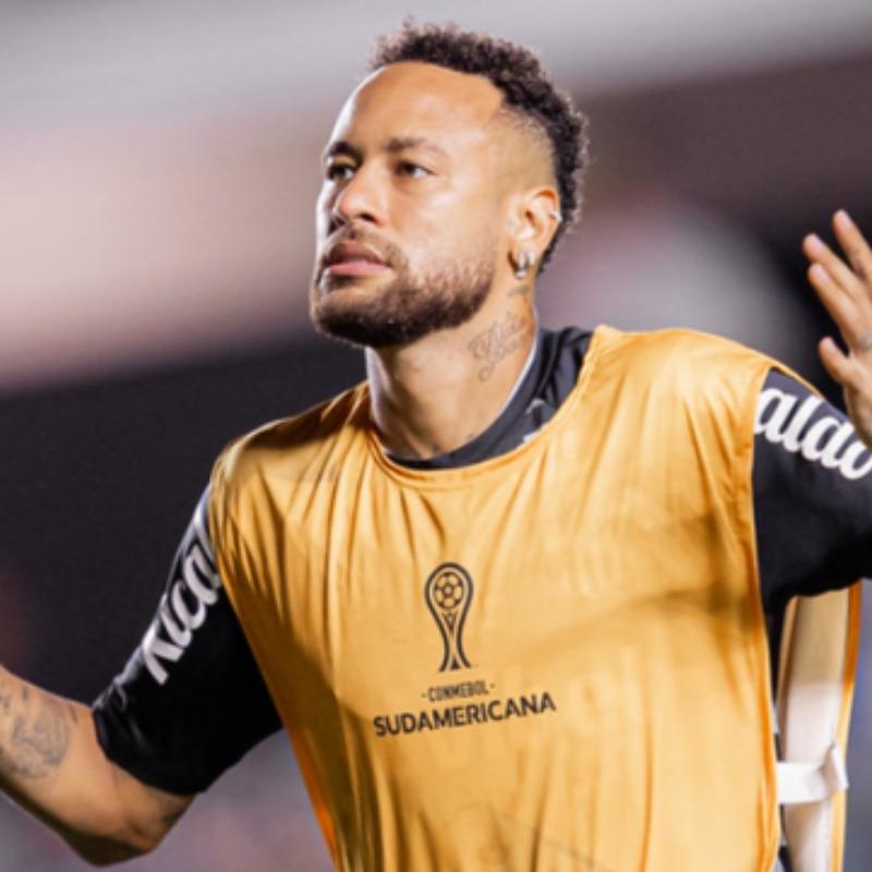 Torcedor que discutiu com Neymar postou desabado nas redes sociais