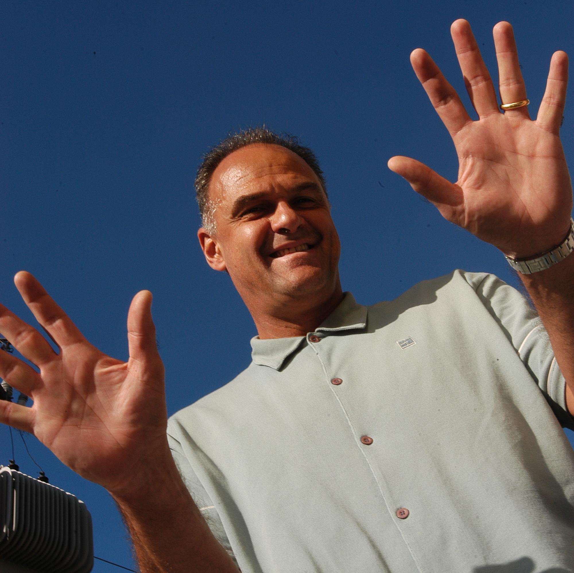 Jogador é considerado uma das lendas do esporte brasileiro