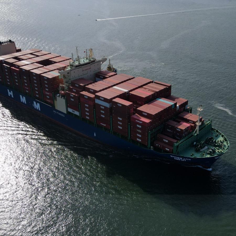 Canal de navegação de Santos tem 24,6 quilômetros de extensão e profundidade média de 15 metros