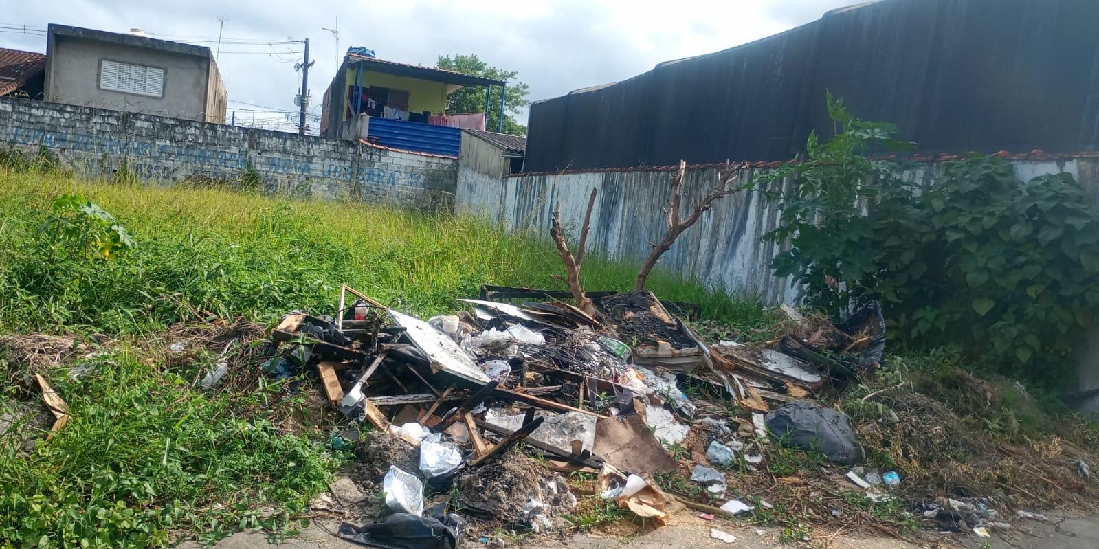 Vigilância Sanitária fiscaliza locais, notifica proprietários e, em 90% dos casos, aplica multa de R$ 1.921,00