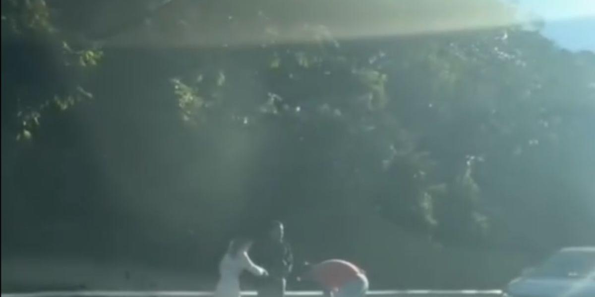 Ciclista foi atingido na traseira quando passava pelo acostamento da Rodovia Rio-Santos, em Bertioga