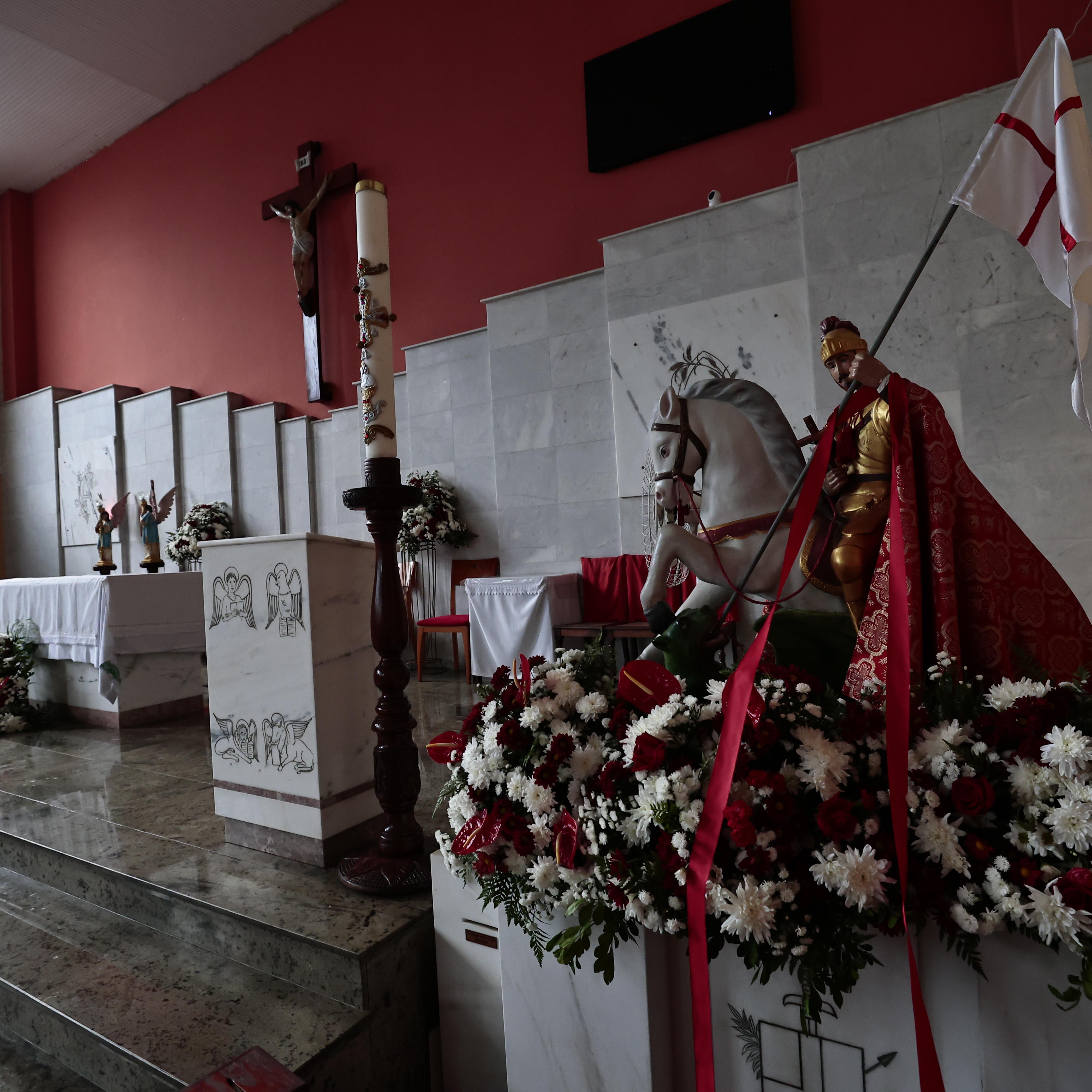 Na Paróquia São Jorge e São Benedito, festa tem significado adicional: os 55 anos de suas antigas sedes