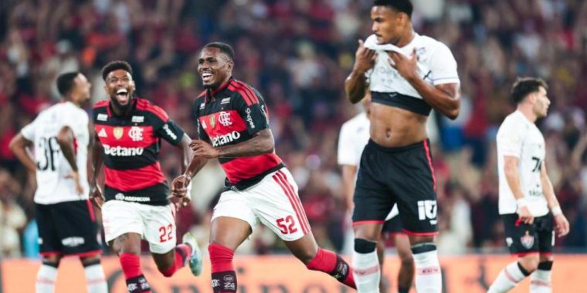 Flamengo abre vantagem mínima diante do Vitória na Copa do Brasil